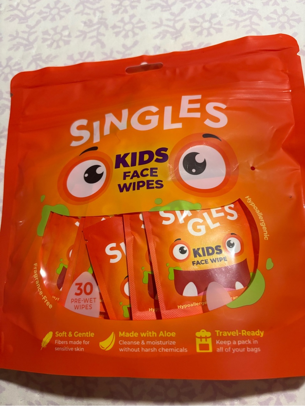 Single Kids Face Wipes – Bright Orange Pack
